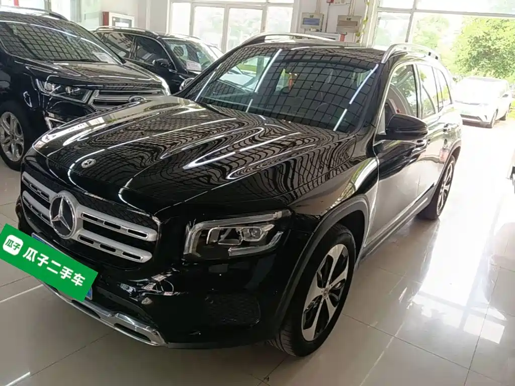 Mercedes-Benz GLB 2021