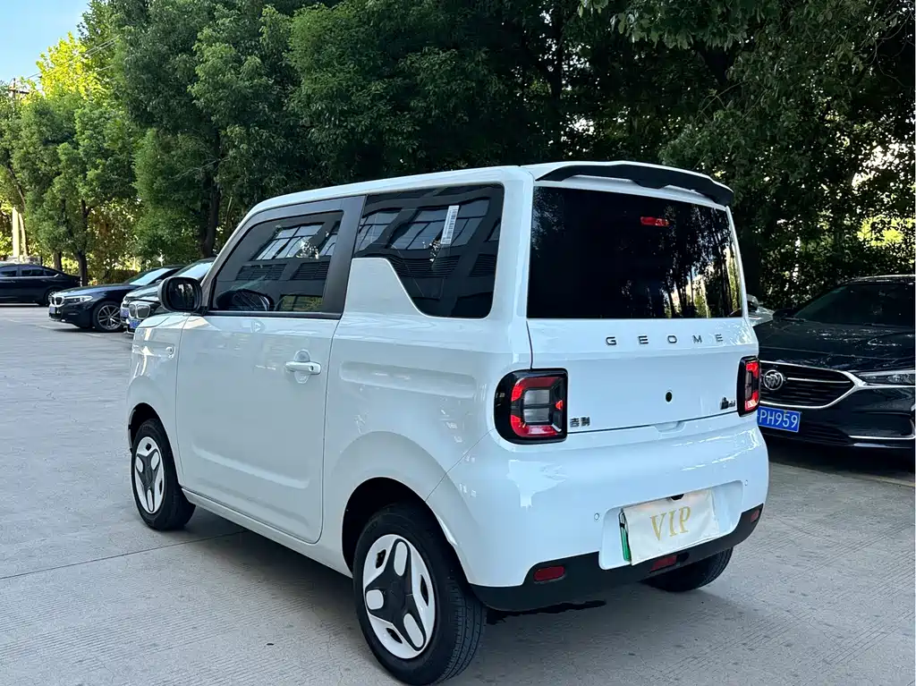 Geely Galaxy Panda 2025 — фото 10