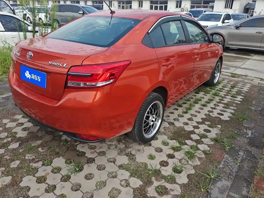 Toyota Yaris L 2017