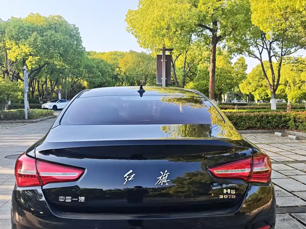 Hongqi H5 2020 — фото 4