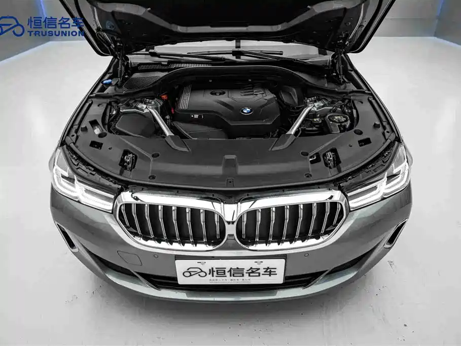 BMW 6 Series GT 2022 — фото 21