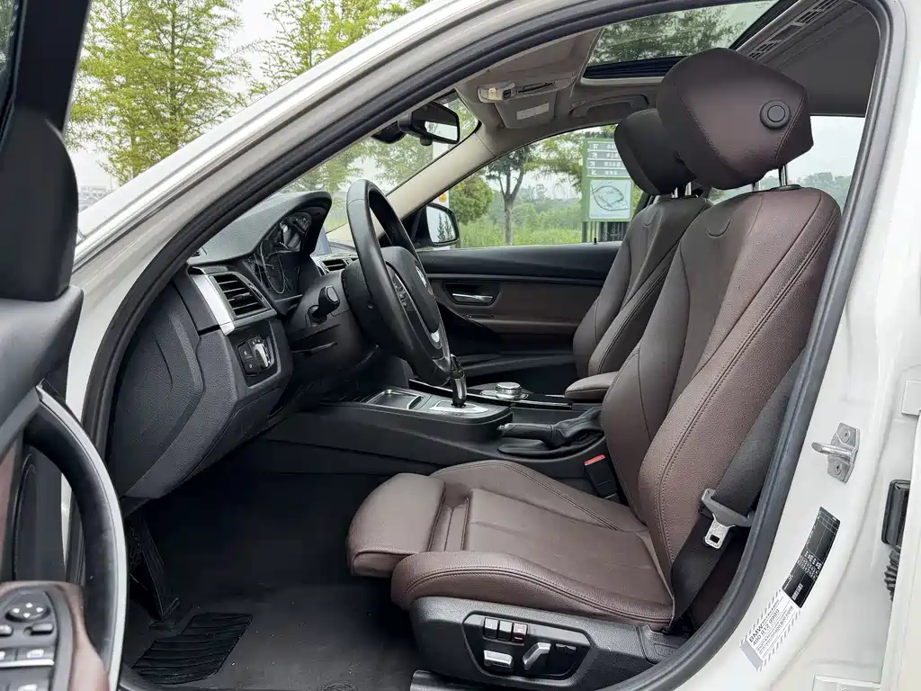 BMW 3 Series 2019
