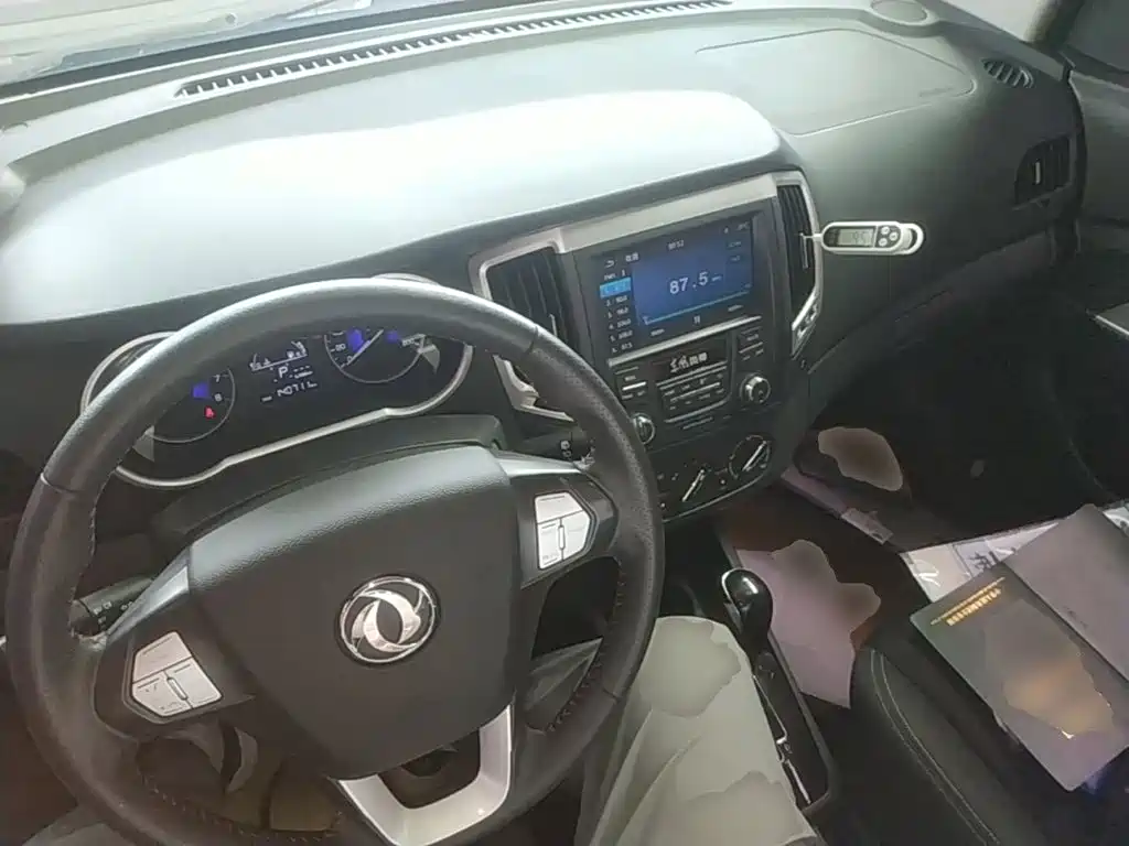 Dongfeng Aeolus AX3 2016 — фото 6