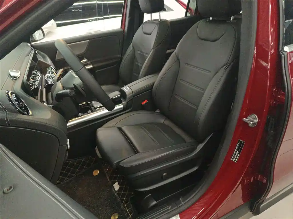 Mercedes-Benz GLA 2021 — фото 15