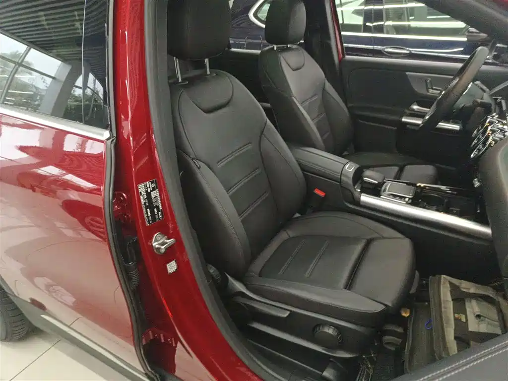 Mercedes-Benz GLA 2021 — фото 25