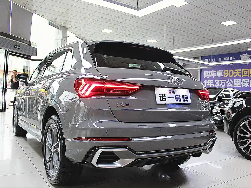 Audi Q3 2025 — фото 16