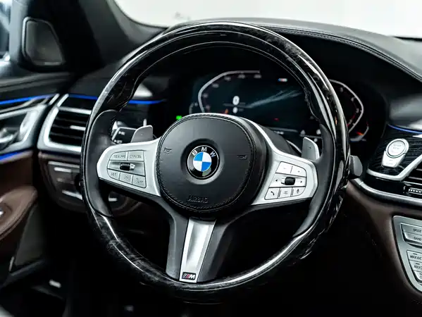 BMW 7 Series 2021