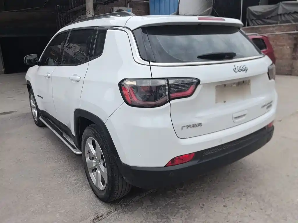 Jeep Compass 2019 — фото 5