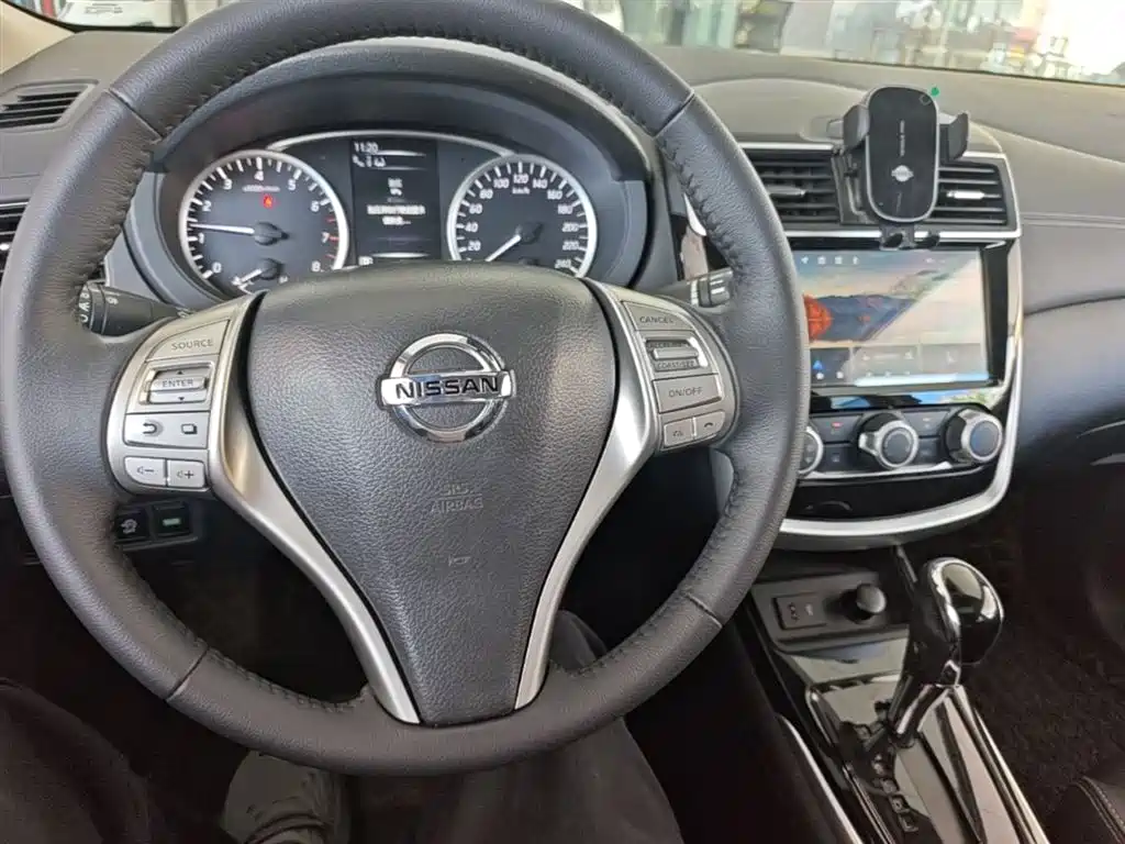 Nissan Tiida 2022 — фото 10