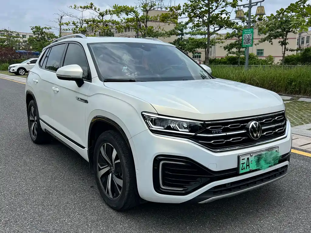 Volkswagen GTE PHEV 2022 — фото 2