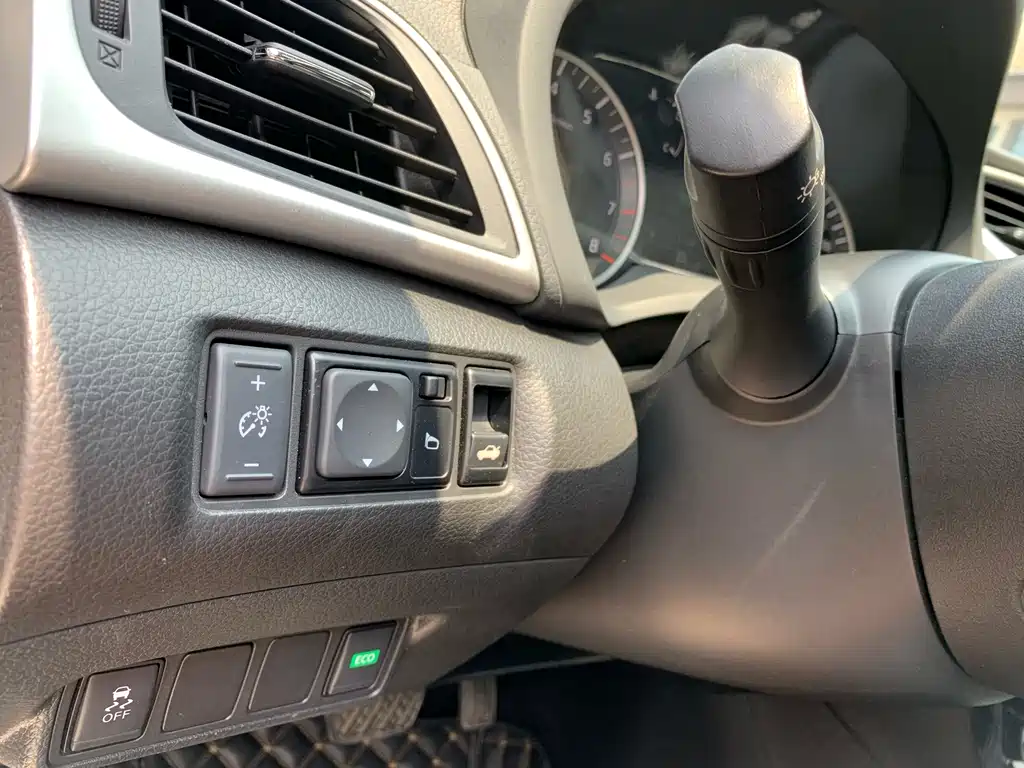 Nissan Sylphy 2019 — фото 21