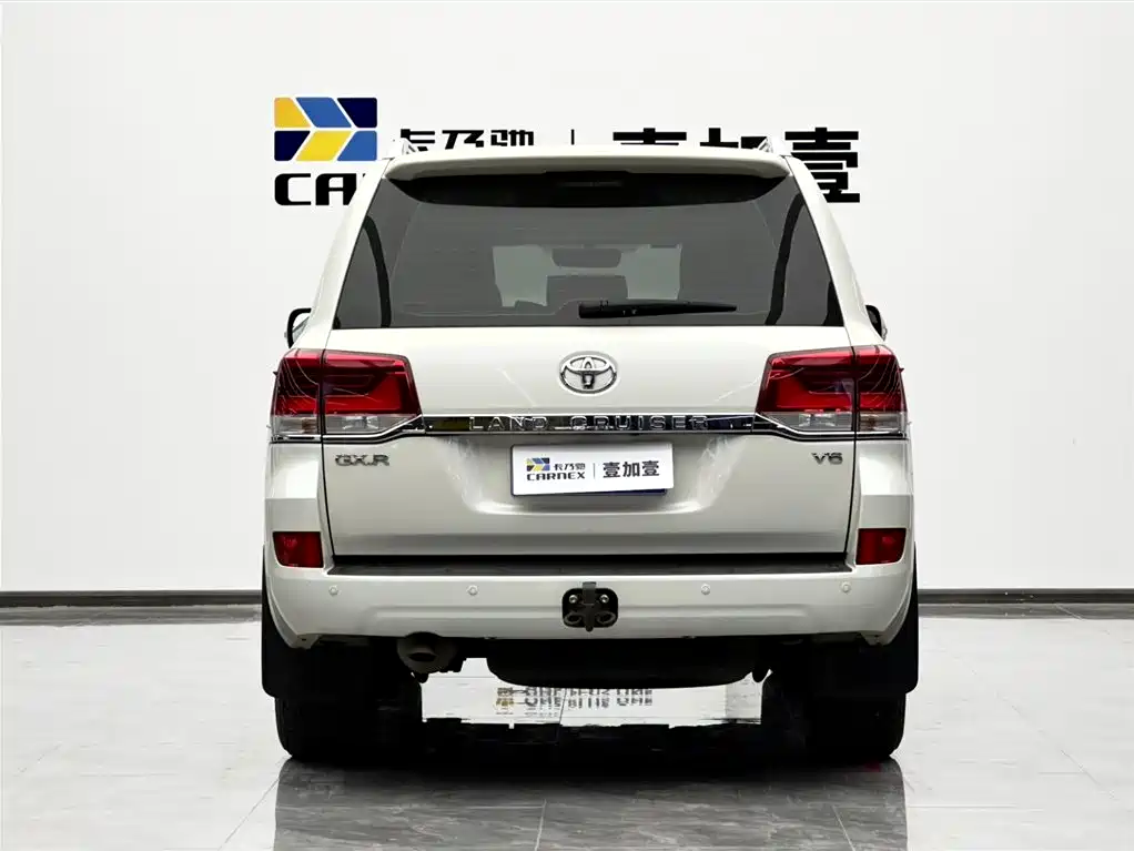 Toyota Land Cruiser 2018 — фото 17