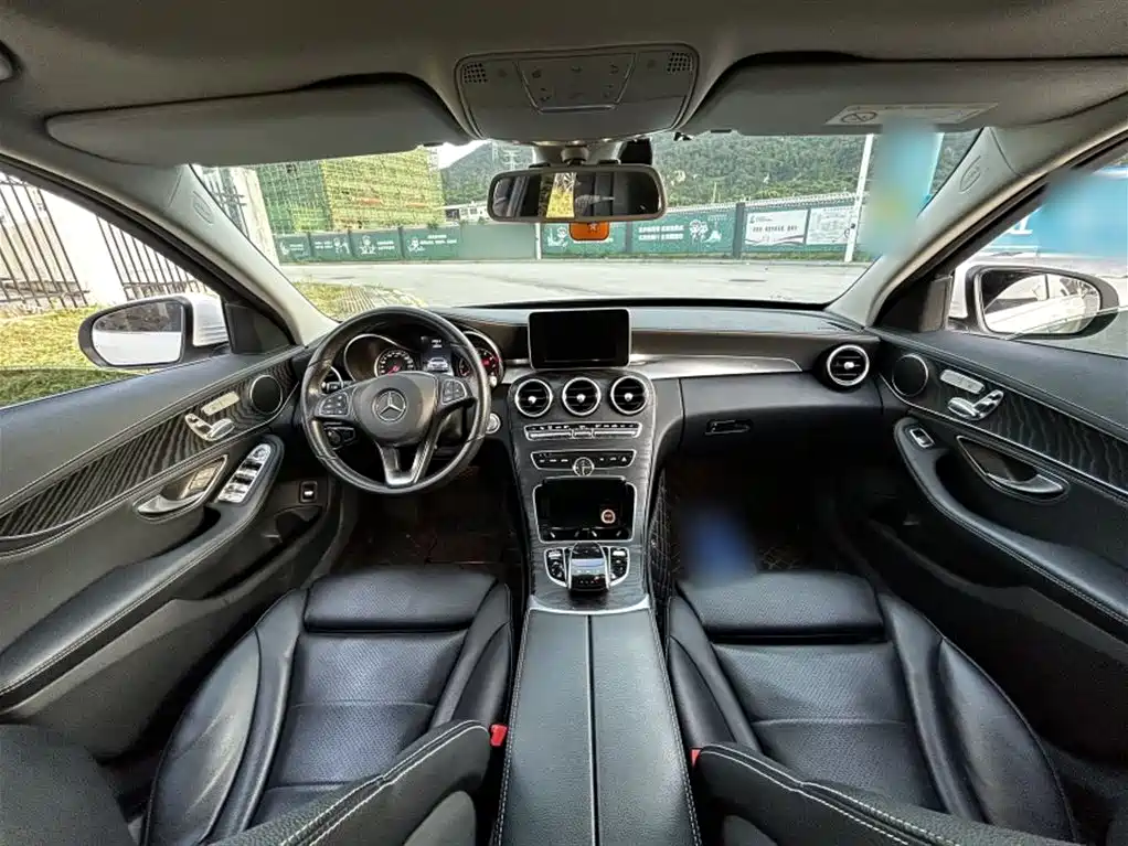 Mercedes-Benz C-Class 2017 — фото 11