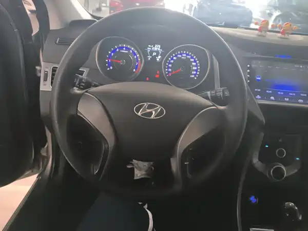 Hyundai Elantra Langdong 2017