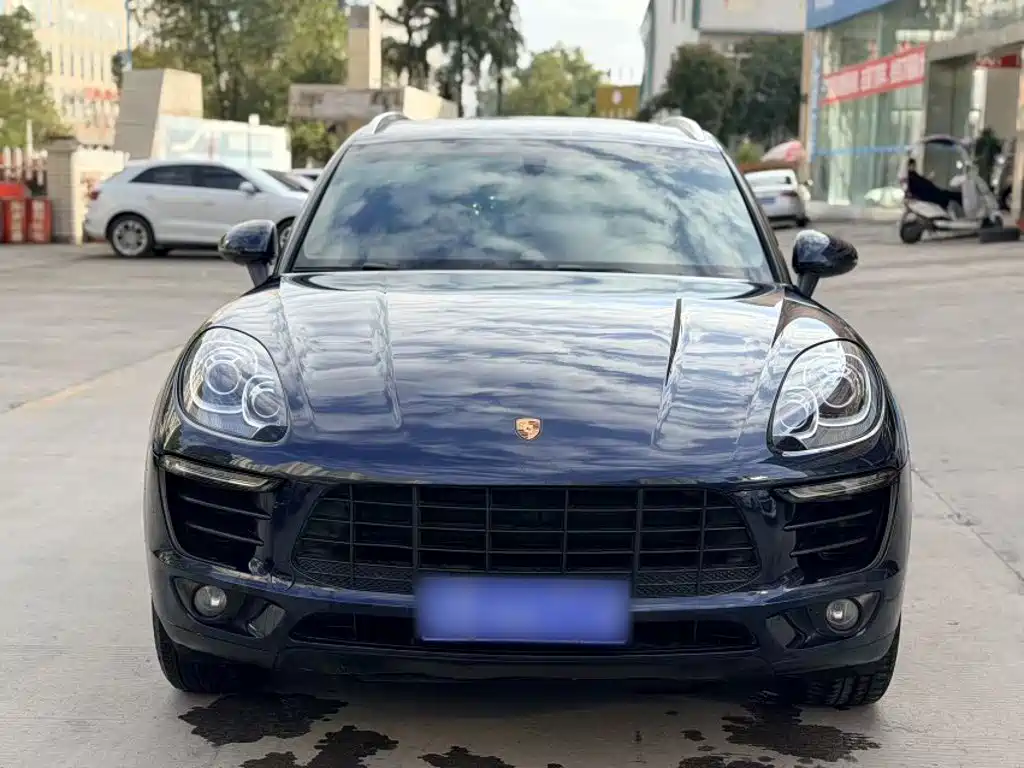 Porsche Macan 2014