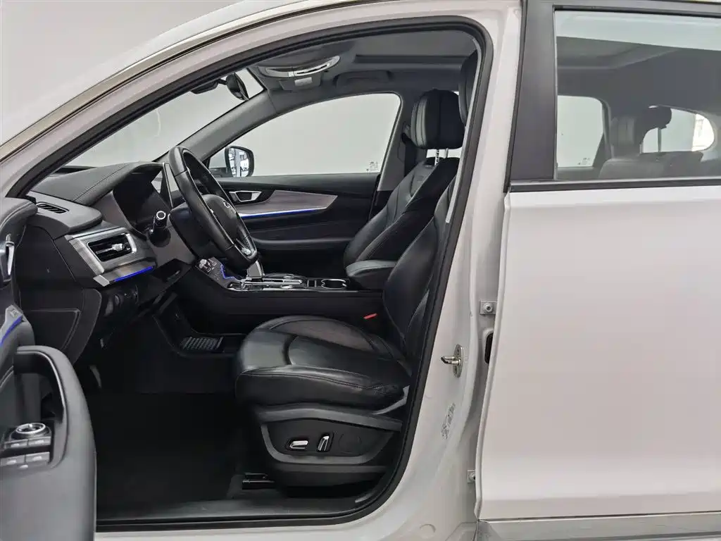 Chery Tiggo 8 2022 — фото 10
