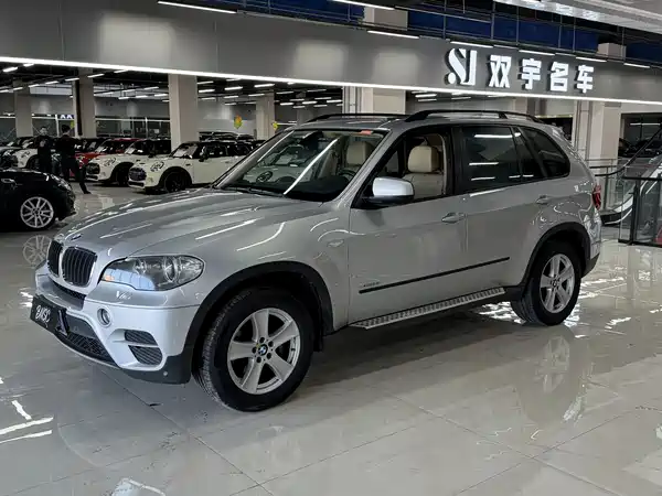 BMW X5 2011