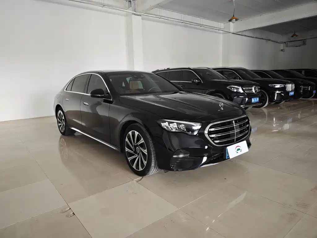 Mercedes-Benz E-Class 2024