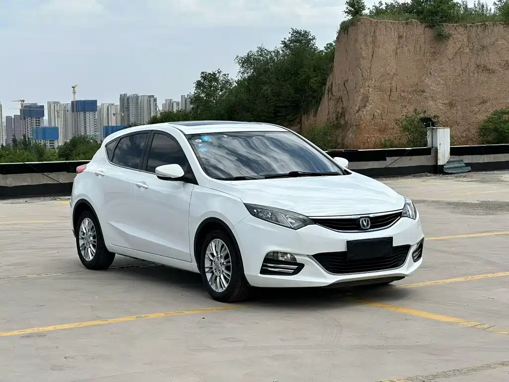 Changan Eado XT 2014 — фото 3