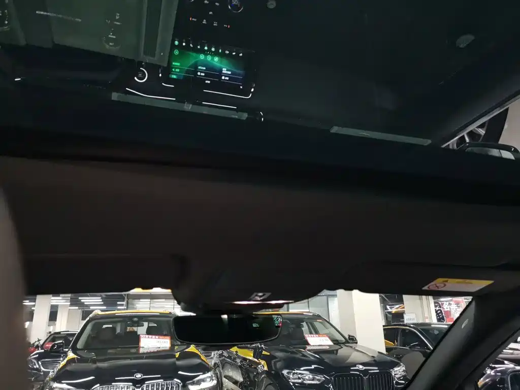 Land Rover Evoque 2021 — фото 15