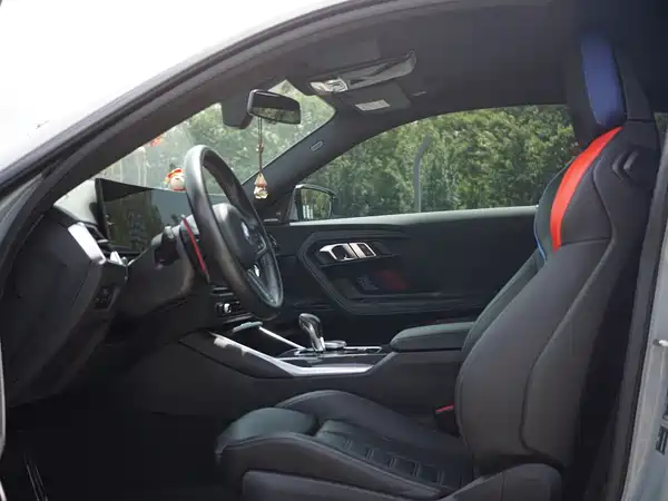 BMW M2 2024
