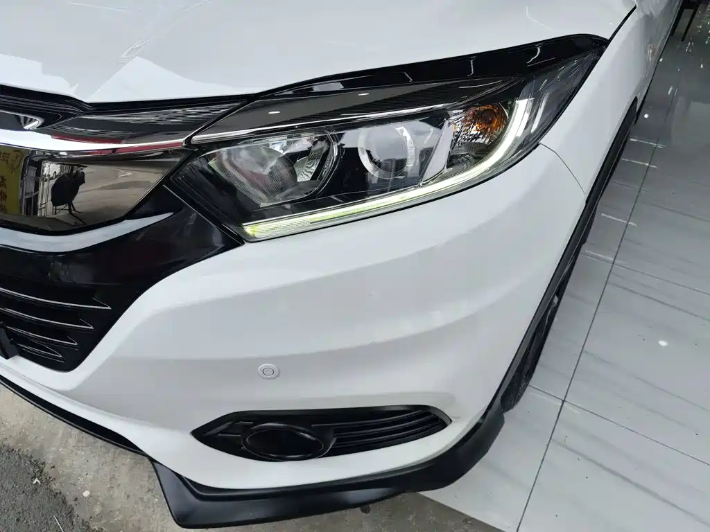 Honda Vezel 2020 — фото 18