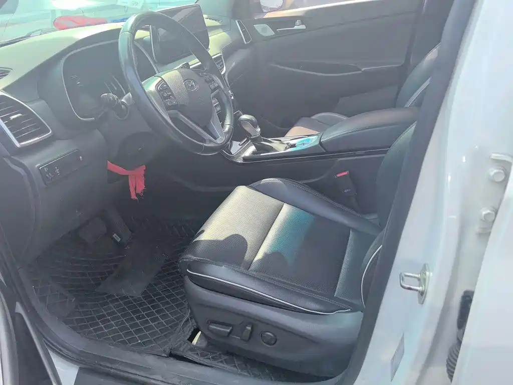 Hyundai Tucson 2019 — фото 15