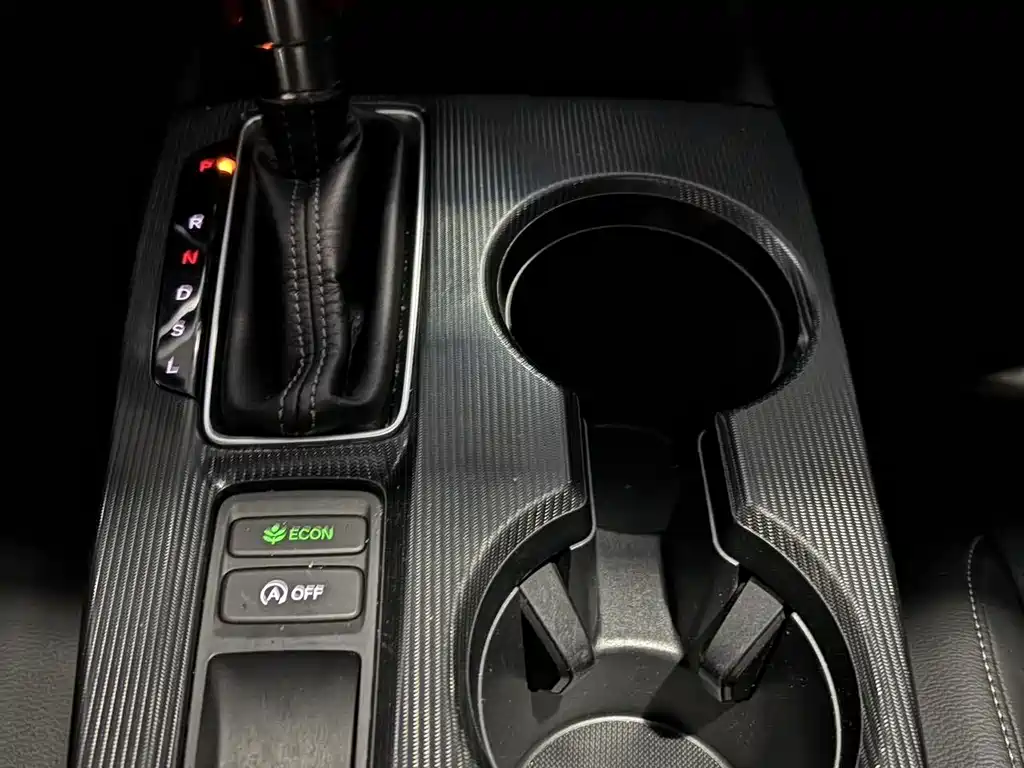 Honda Civic 2022 — фото 10