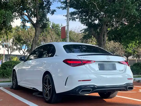 Mercedes-Benz C-Class 2023