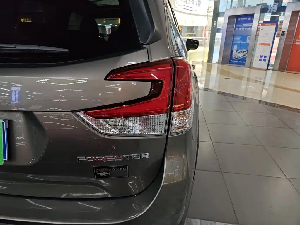 Subaru Forester 2021 — фото 24