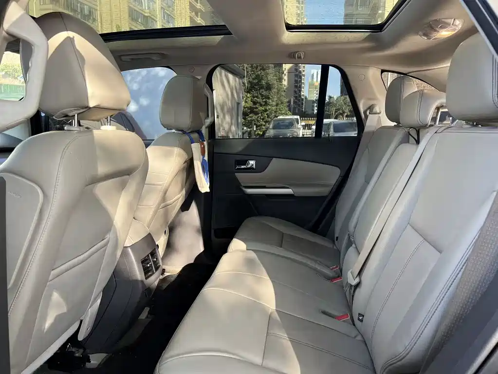 Ford Edge 2015 — фото 6