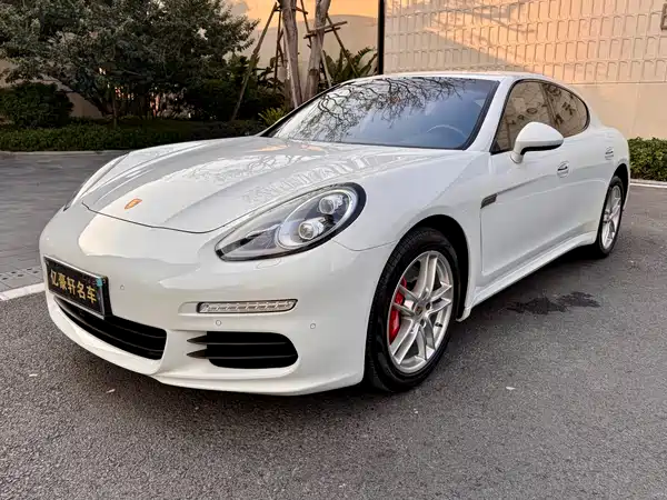Porsche Panamera 2014