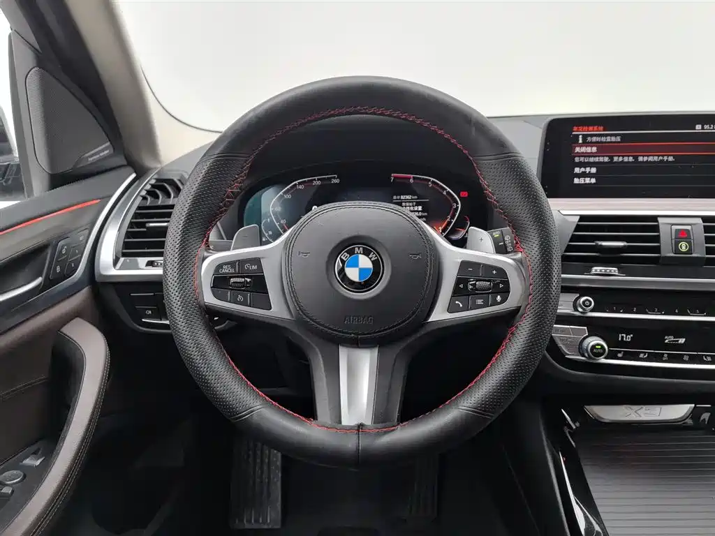 BMW X3 2019 — фото 11