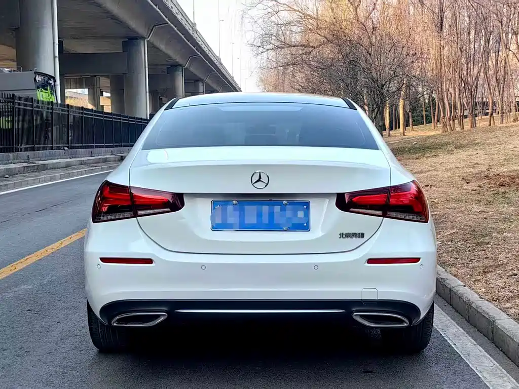 Mercedes-Benz A-Class 2019 — фото 5