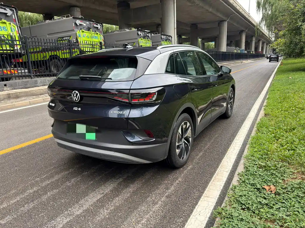 Volkswagen ID 4 CROZZ 2025