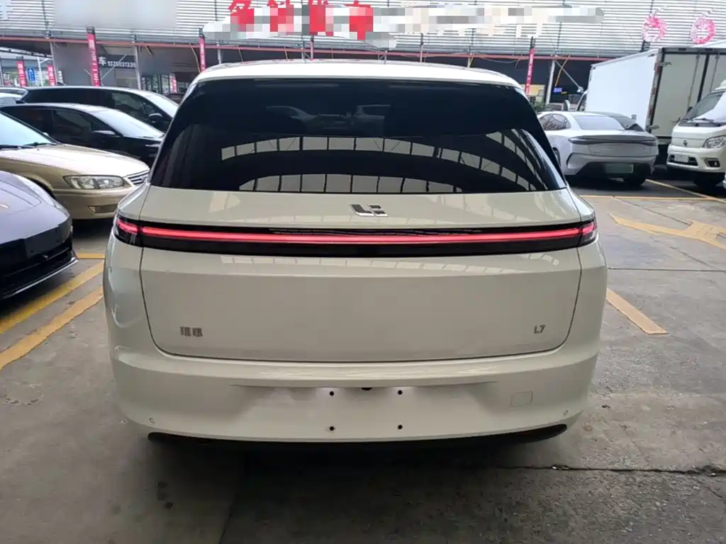 Li Auto Li L7 2023