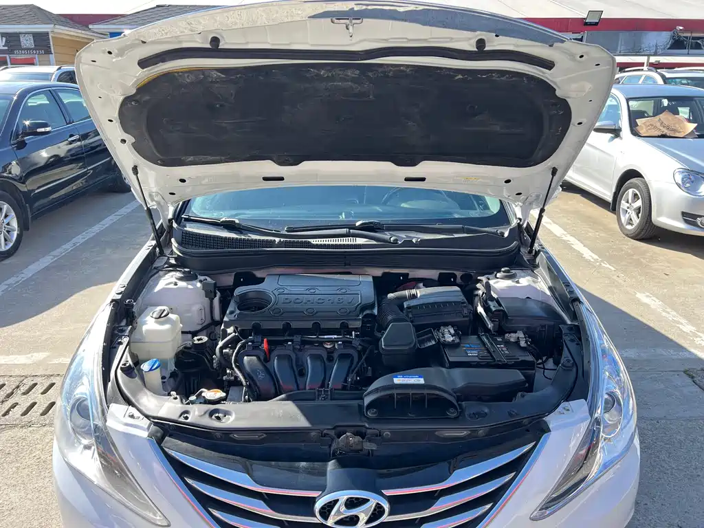 Hyundai Sonata 2016 — фото 24