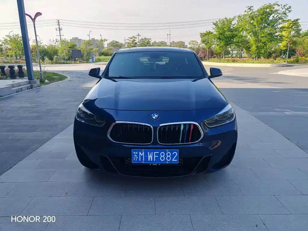BMW X2 2021 — фото 1