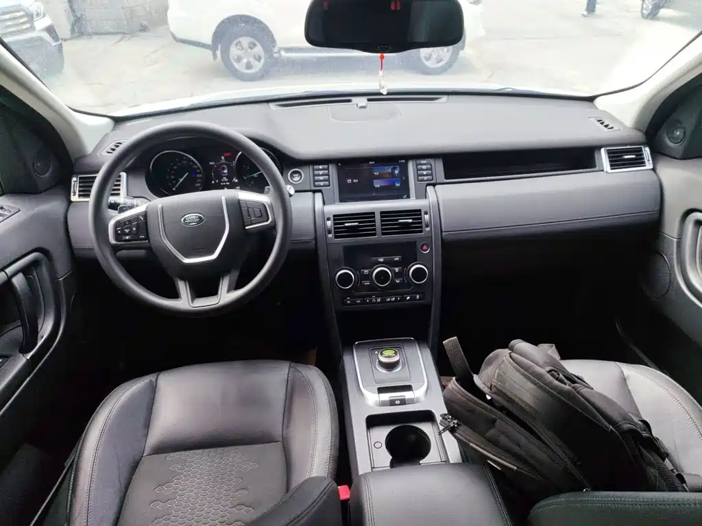 Land Rover Discovery Sport 2017
