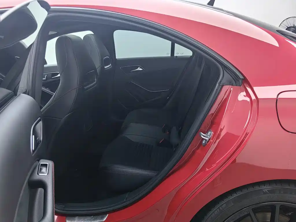 Mercedes-Benz CLA 2018 — фото 15