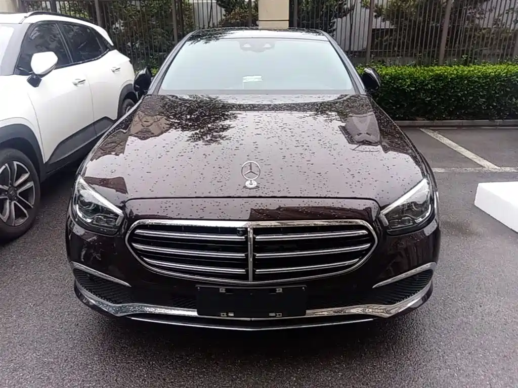 Mercedes-Benz E-Class 2021