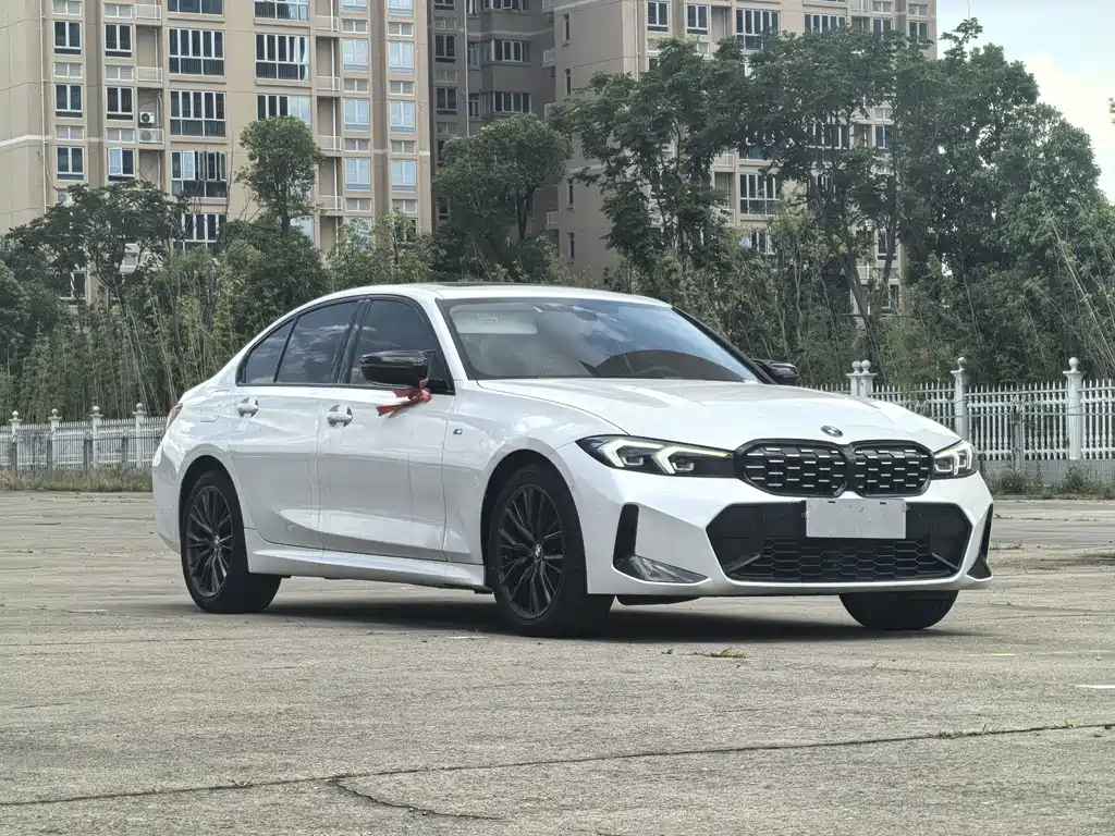 BMW 3 Series 2024
