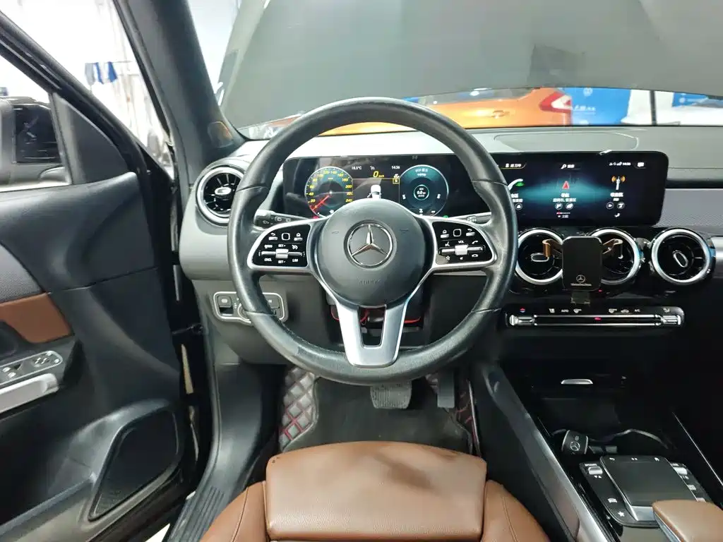 Mercedes-Benz GLB 2022 — фото 11