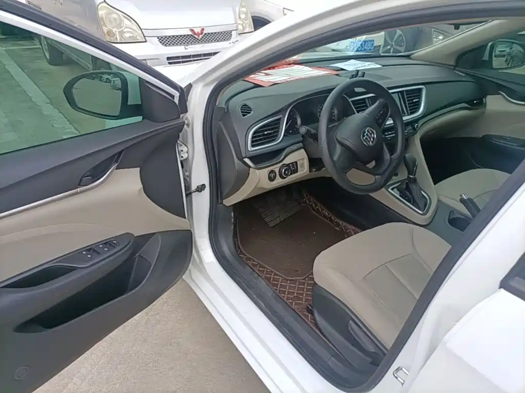 Buick Excelle 2019 — фото 16