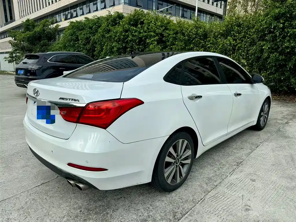 Hyundai Mistra 2016 — фото 5