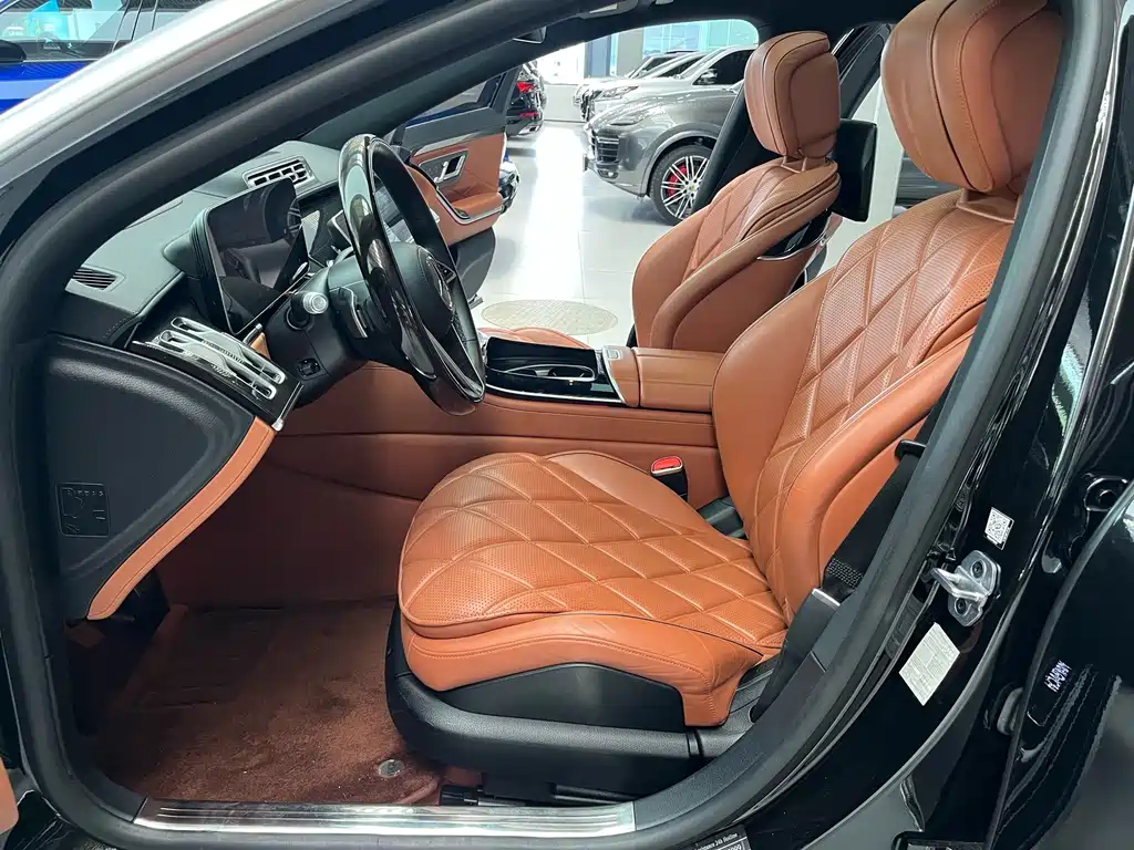 Mercedes-Benz Maybach S-Class 2023