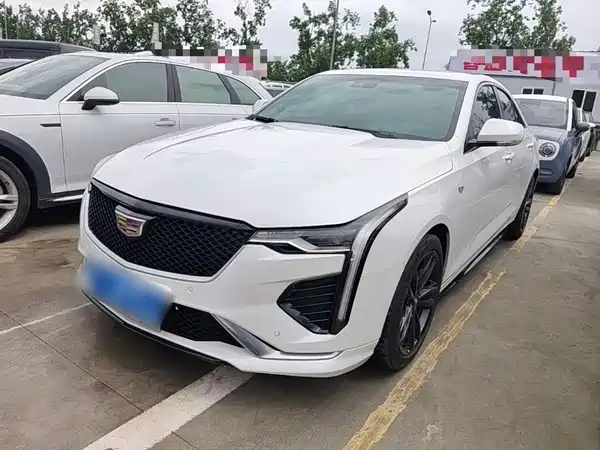 Cadillac CT4 2023