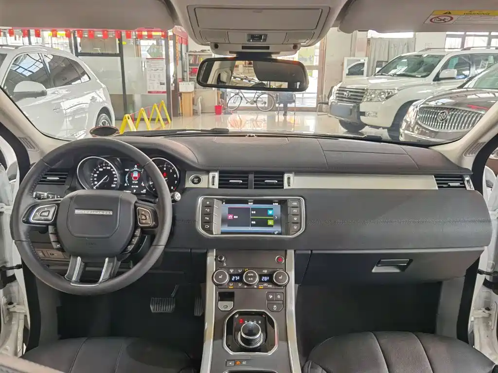 Land Rover Evoque 2019 — фото 14