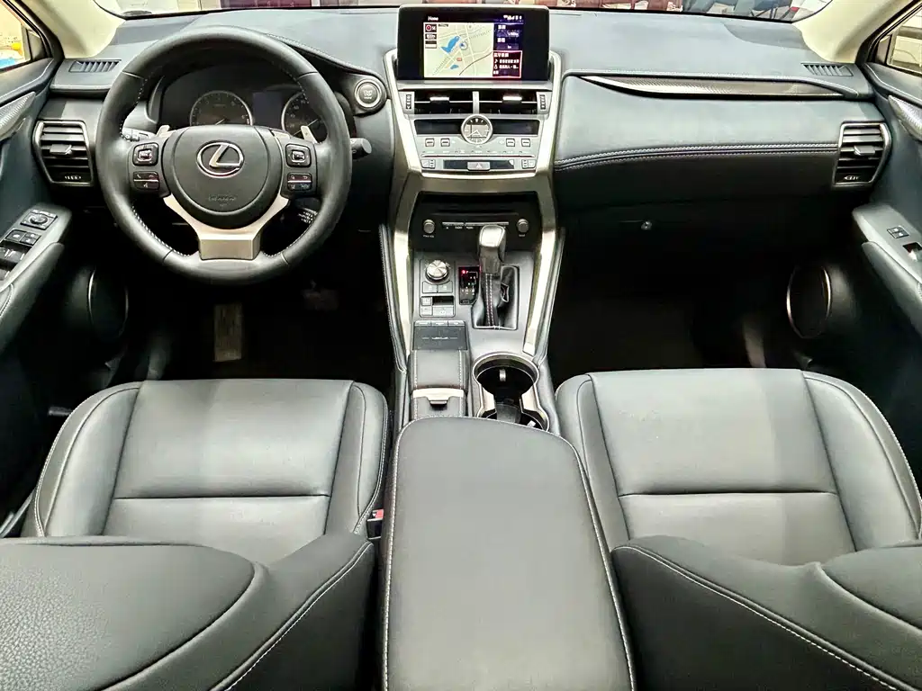 Lexus NX 2021 — фото 13