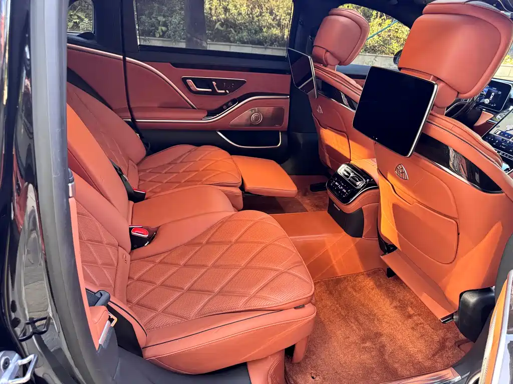 Mercedes-Benz S-Class 2023 — фото 11